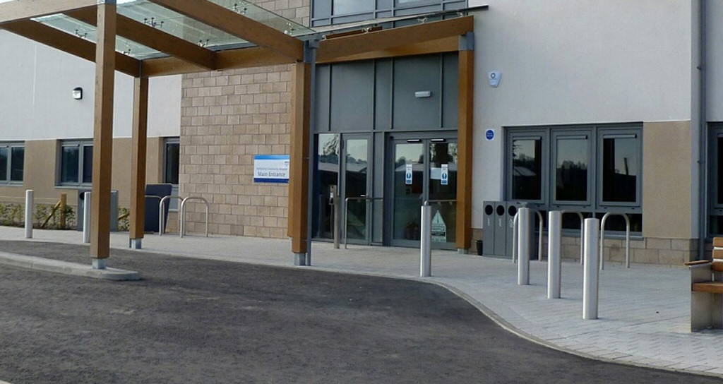 Midlothian Community Hospital Entrance